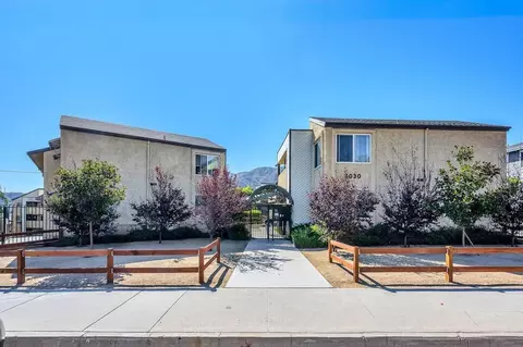 3030 Montrose Ave, Glendale, CA 91214