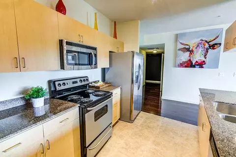 2815 Guadalupe St, Austin, TX 78705 photo 3