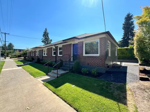 7869 SE Milwaukie Ave, Portland, OR 97202