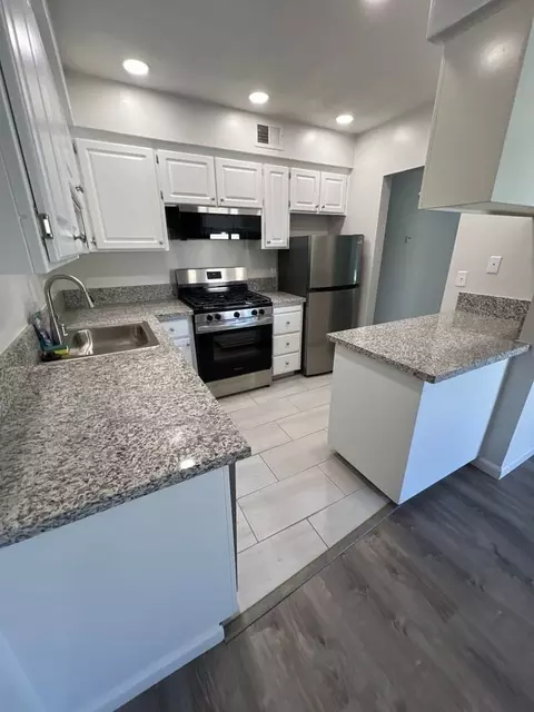 6001 Riverside Blvd, Sacramento, CA 95831
