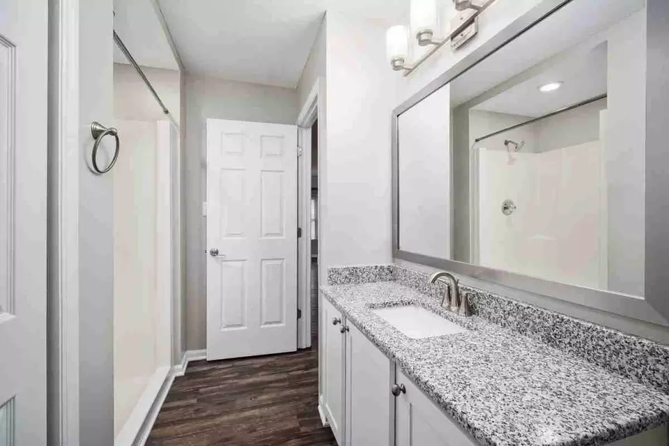 100 Regent Pl, Chapel Hill, NC 27514 photo 16