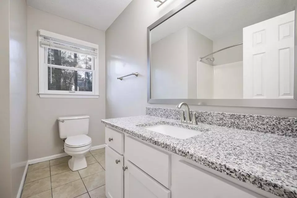 100 Regent Pl, Chapel Hill, NC 27514 photo 13