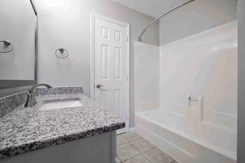  100 Regent Pl, Chapel Hill, NC 27514 photo 10
