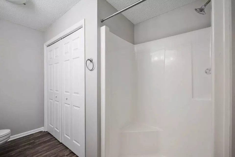  100 Regent Pl, Chapel Hill, NC 27514 photo 17