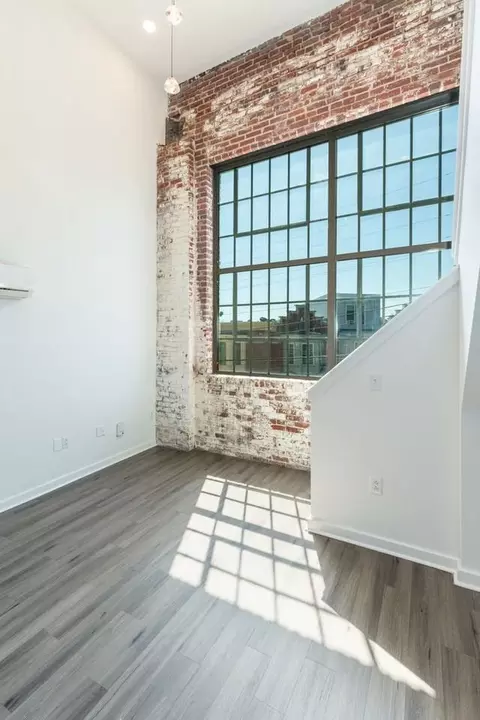 3003 W Glenwood Ave, Philadelphia, PA 19121
