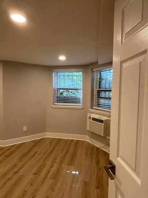 443 10th St NE, Washington, DC 20002 photo 14