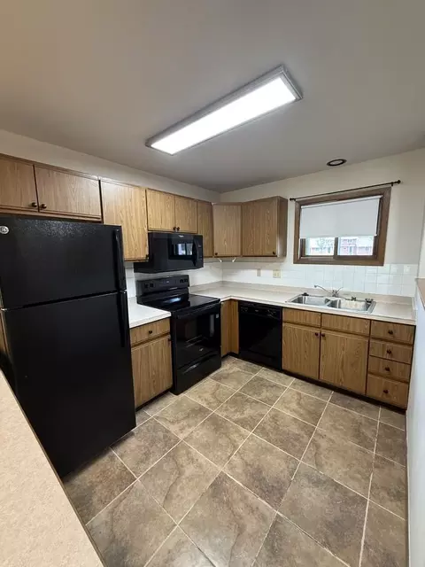874 Xanadu Rd, Wisconsin Dells, WI 53965