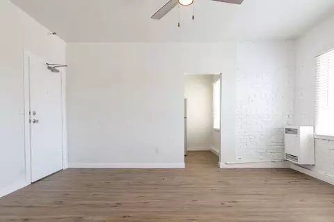 260 S Mariposa Ave, Los Angeles, CA 90004