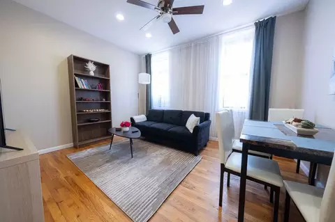 200 E 11th St, New York, NY 10003