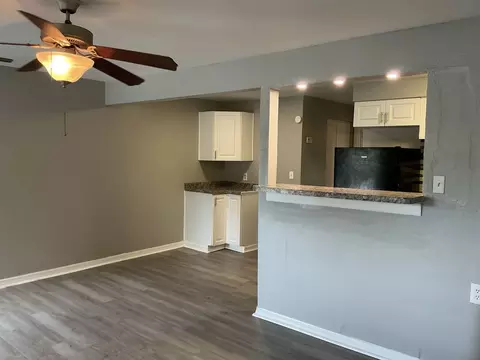 620 SW 67th Ter, Gainesville, FL 32607 photo 2