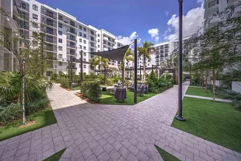 11200 Biscayne Blvd, Miami, FL 33181 photo 25