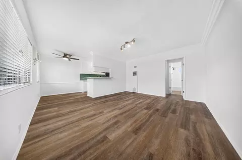 15114 Dickens St, Los Angeles, CA 91403