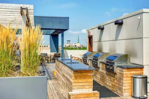 1222 W Madison St, Chicago, IL 60607 photo 4