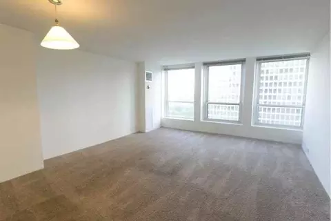 5035 S East End Ave, Chicago, IL 60615