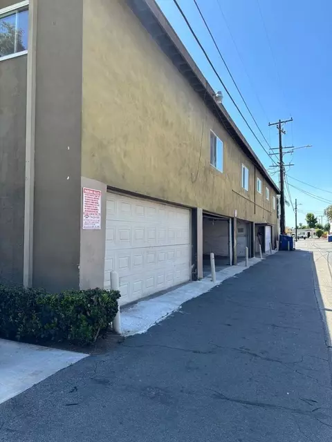 314 E Pearson Ave, Anaheim, CA 92802 photo 13