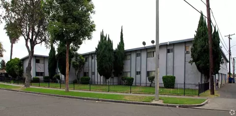 314 E Pearson Ave, Anaheim, CA 92802 photo 10