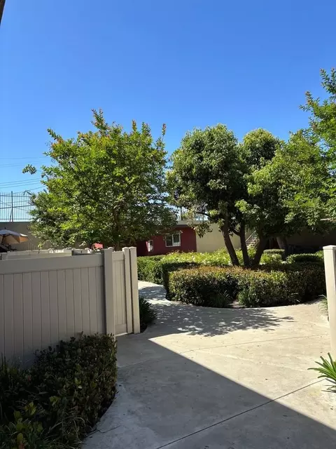 314 E Pearson Ave, Anaheim, CA 92802 photo 6