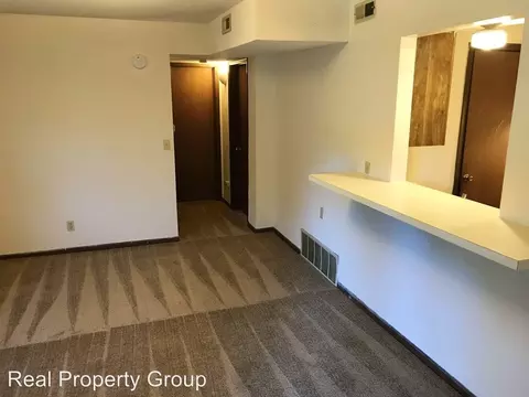407 S William St, Columbia, MO 65201