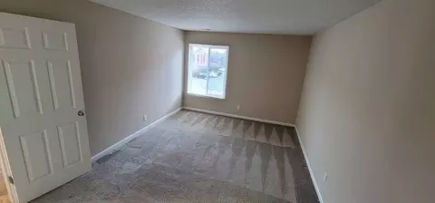 535 South 37th Street, Omaha, NE 68105 photo 13