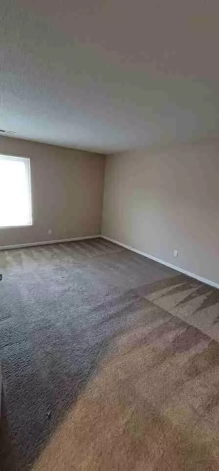 535 South 37th Street, Omaha, NE 68105 photo 16
