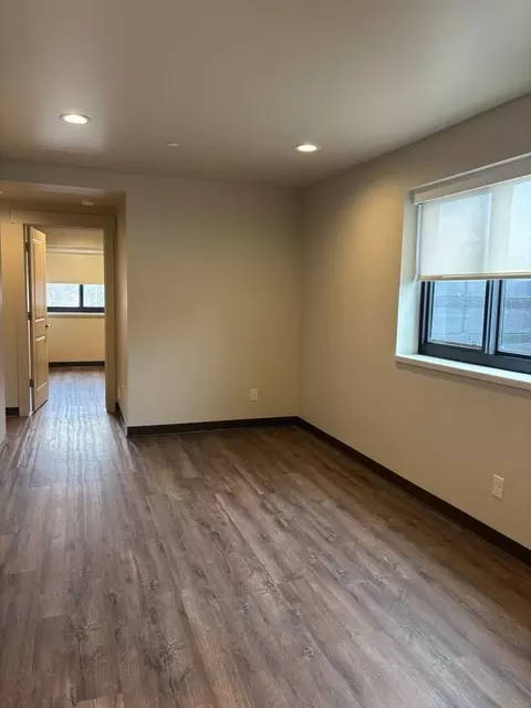 220 E Division St, Sparta, MI 49345 photo 5