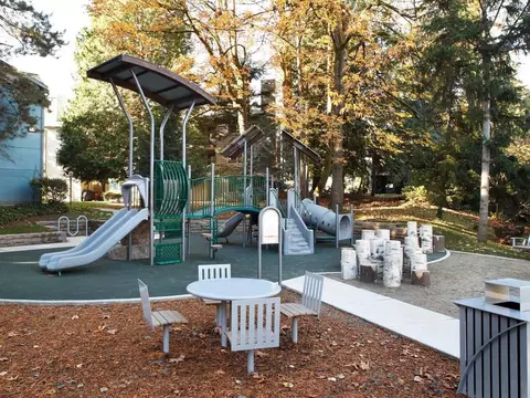 15606 NE 40th St #BLDG Z, Redmond, WA 98052 photo 29