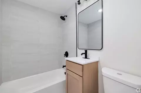 921 Tyson Ave, Philadelphia, PA 19111