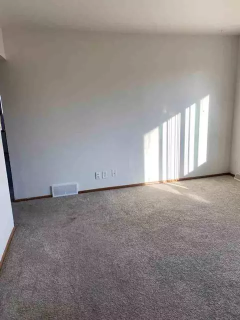 8617 Buckingham Dr, Sturtevant, WI 53177