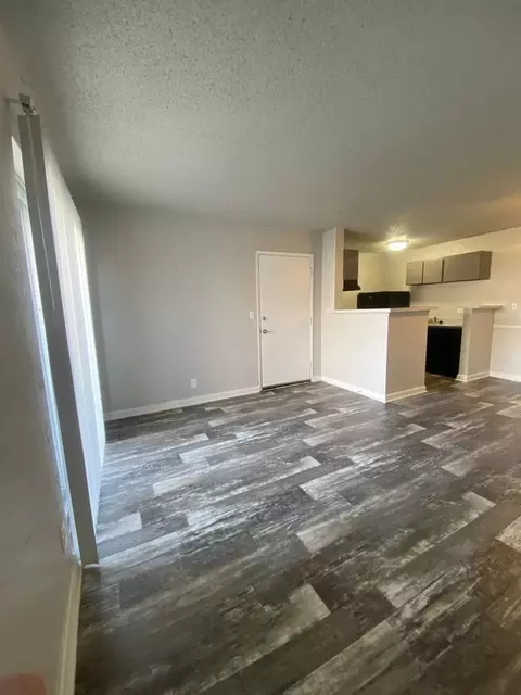 1337 E 61st St, Tulsa, OK 74136