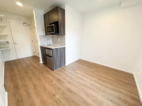 16210 NE 80th St, Redmond, WA 98052