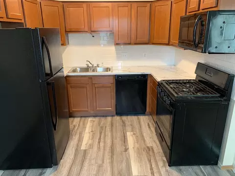 1960 Burton St SE, Grand Rapids, MI 49506