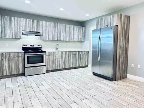 1756 NW 2nd Ct, Miami, FL 33136