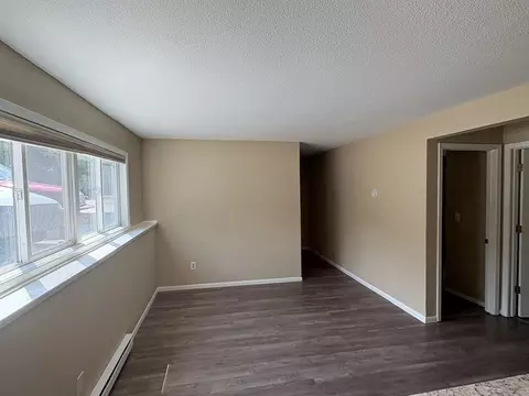 1114 University Dr N, Fargo, ND 58102