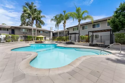 2656 Associated Rd, Fullerton, CA 92835