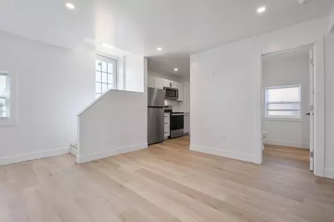 3315 Ward St, Pittsburgh, PA 15213