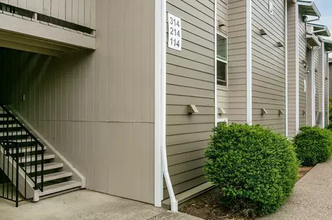 301 NW Eastman Pkwy, Gresham, OR 97030 photo 33