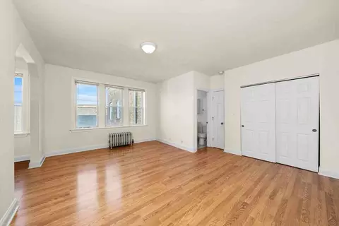 2600 N Kimball Ave, Chicago, IL 60647