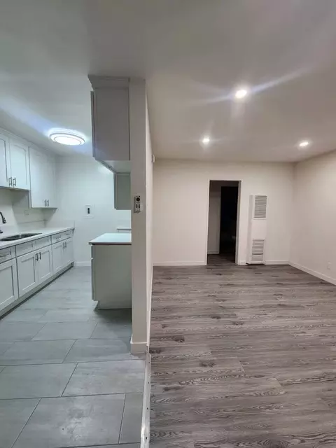 1501 E Kay St, Compton, CA 90221 photo 4