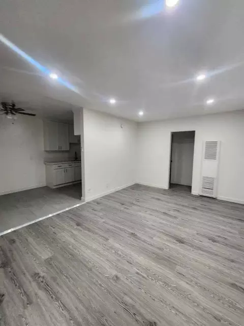 1501 E Kay St, Compton, CA 90221