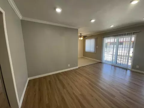 1501 E Kay St, Compton, CA 90221 photo 3