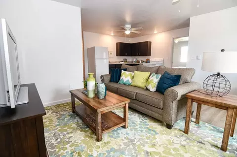 2218 Newton Rd, Corydon, IA 50060
