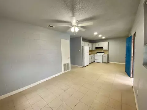 1920 E Iowa Rd, Edinburg, TX 78542
