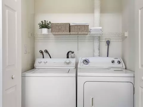 444 Washington Blvd, Jersey City, NJ 07310 photo 6