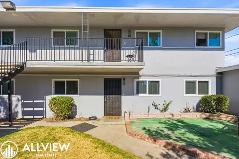 3410 W Olinda Ln, Anaheim, CA 92804