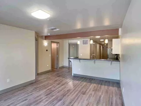 315 E Coeur D Alene Lake Dr, Coeur D Alene, ID 83814