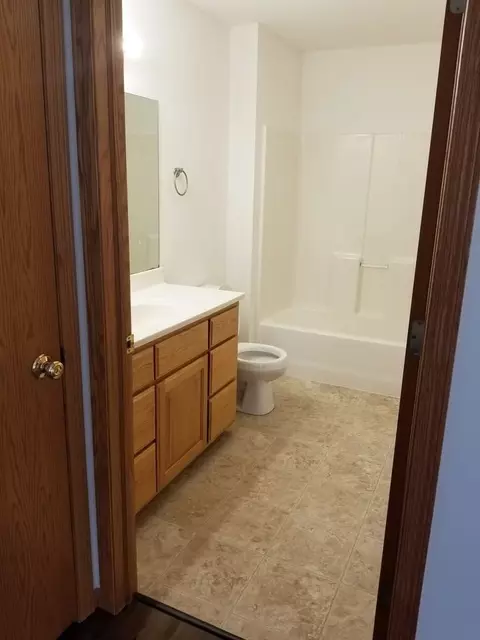 15101560 W Pine St, Baraboo, WI 53913 photo 3
