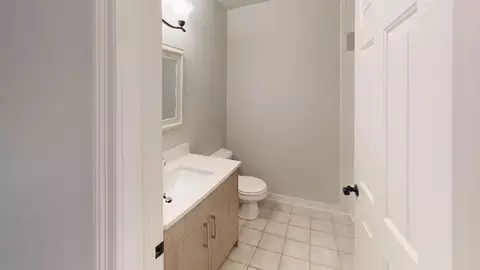 1547 W Augusta Blvd, Chicago, IL 60642 photo 6