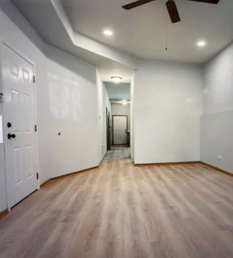 1547 W Augusta Blvd, Chicago, IL 60642 photo 9