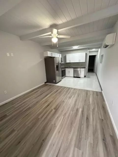 1104 E Race Ave, Searcy, AR 72143