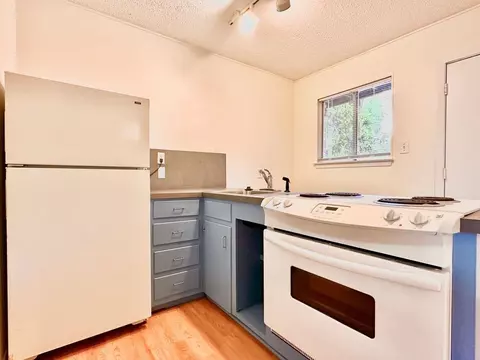 2711 Hemphill Park, Austin, TX 78705